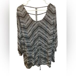 Maurice’s Black and White Top - Size 3x